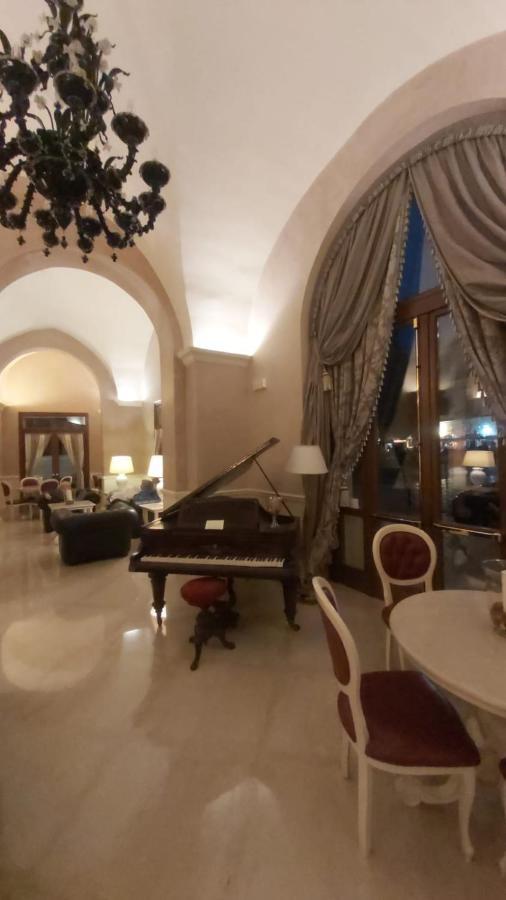 Suite Hotel Santa Chiara Lecce Eksteriør bilde